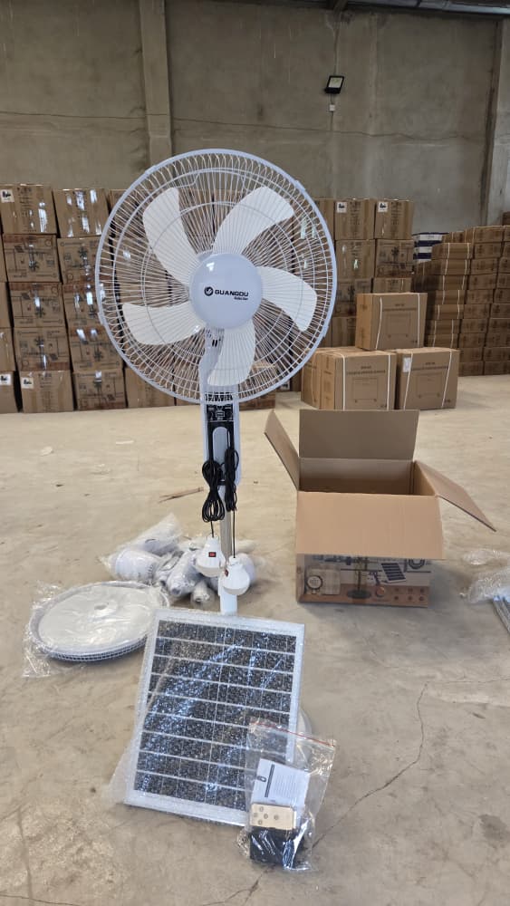14inch white fan
